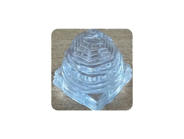 100% Pure Sphatik Sri Yantra AAA Quality 14.625 Grm ( With Lab Certificate )